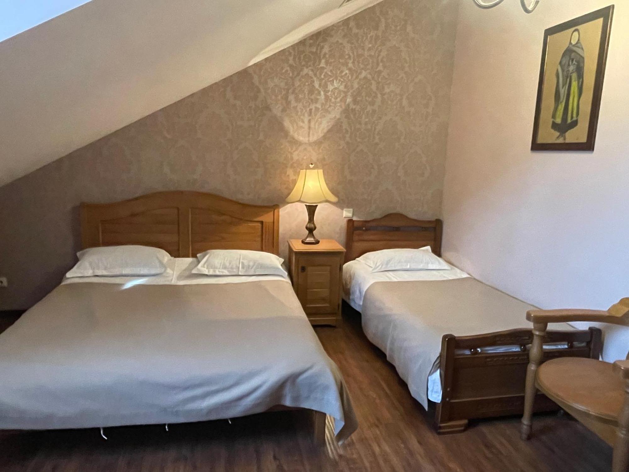 Hotel Brigitte Siğnaği Dış mekan fotoğraf