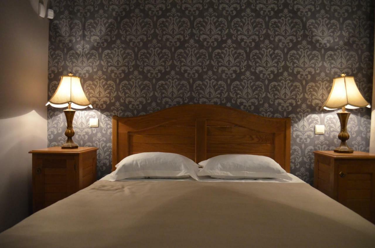 Hotel Brigitte Siğnaği Dış mekan fotoğraf