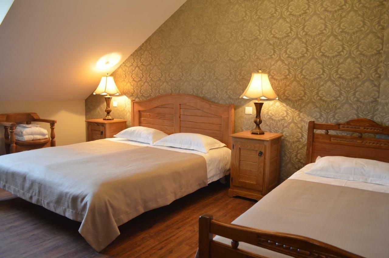 Hotel Brigitte Siğnaği Dış mekan fotoğraf
