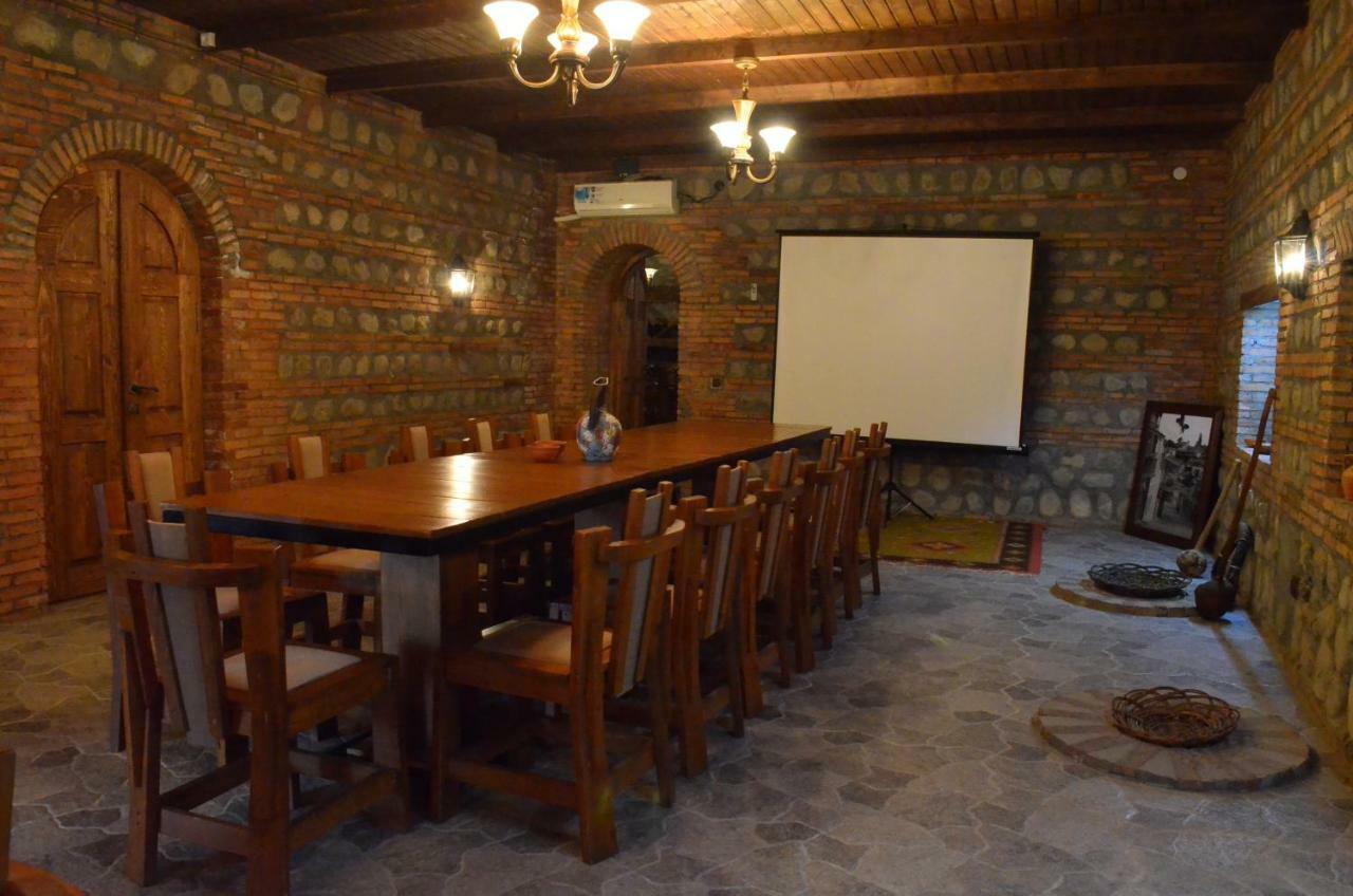 Hotel Brigitte Siğnaği Dış mekan fotoğraf